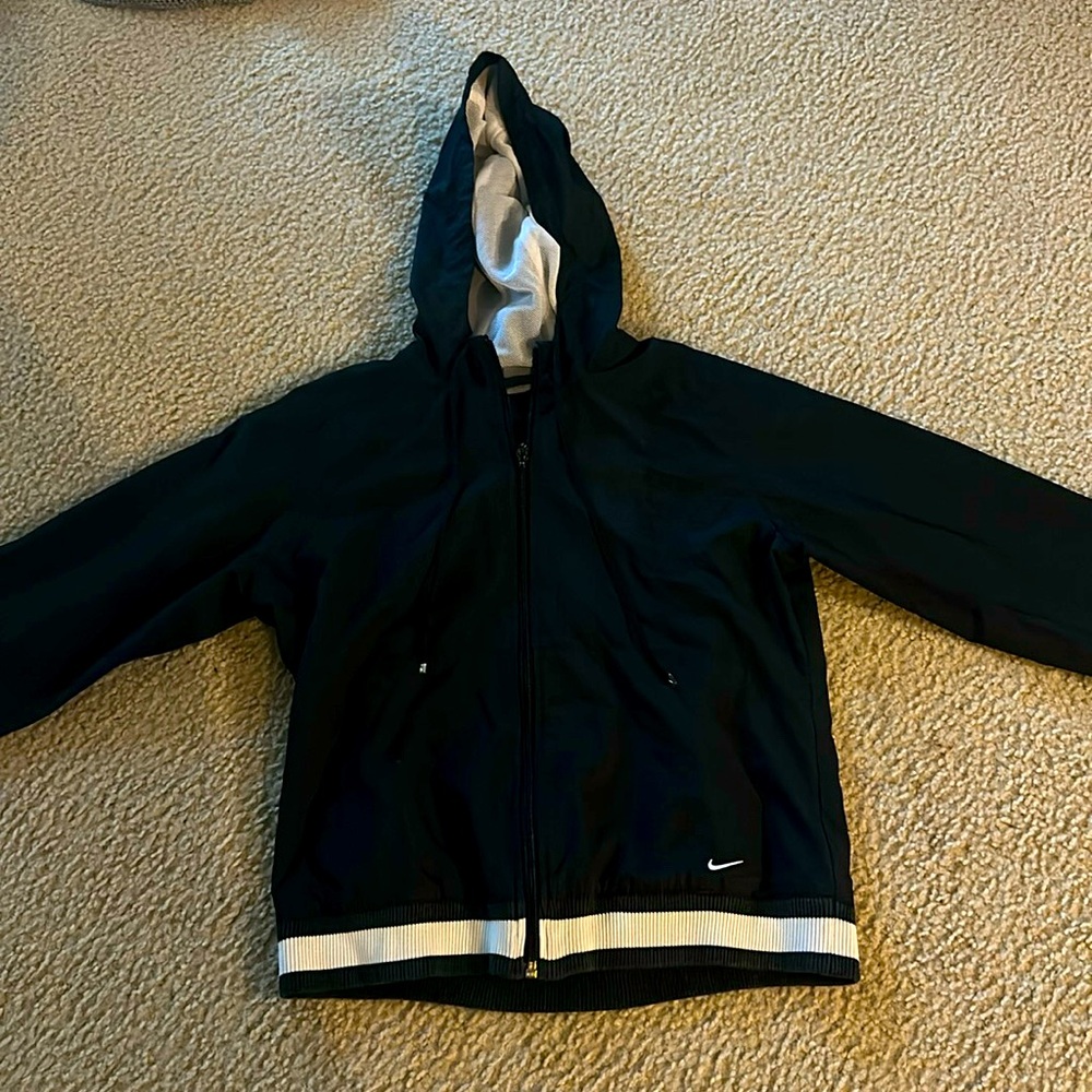 Nike windbreaker
